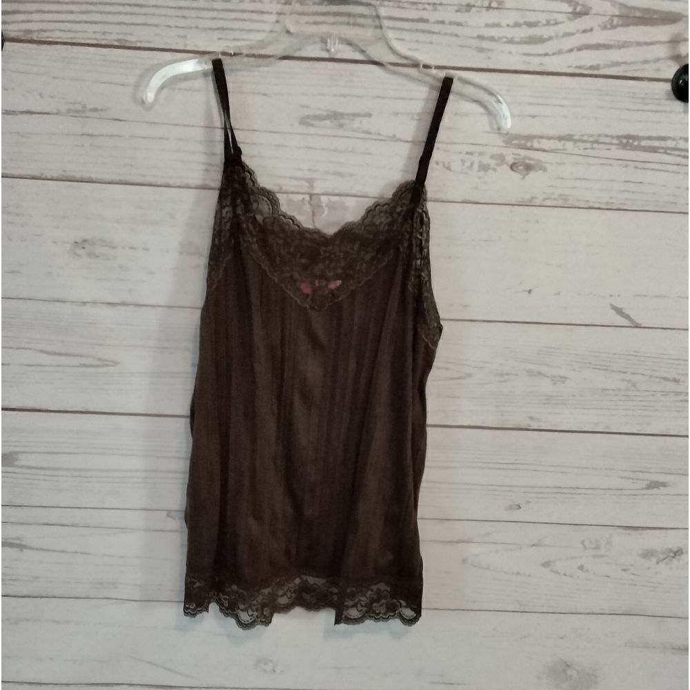 Liz Lange women's maternity top